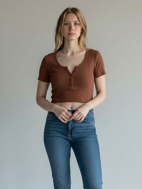 Bozzolo Ribbed Henley Crop Top - Brown